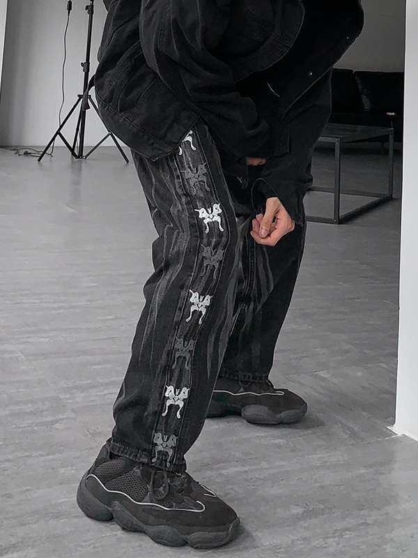 Herren-Jeans mit geradem Bein und Vintage-Ombre-Schmetterlings-Print-1