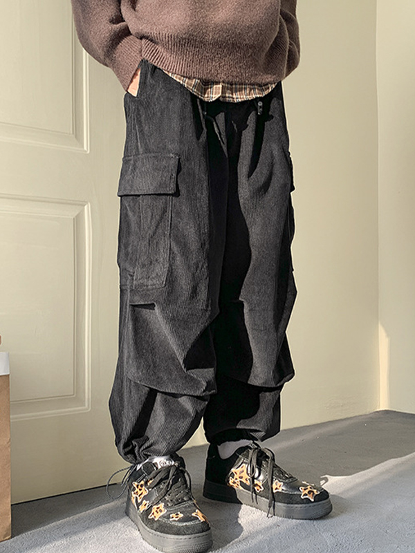 Herren-Cargohose aus Cord mit großen Taschen und Kordelzug-1