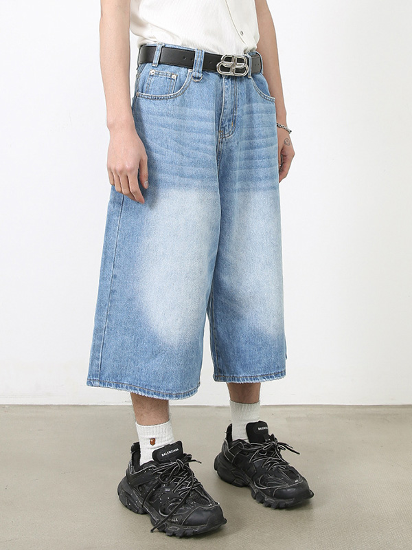 Jeansshorts im Streetstyle mit weitem Bein und geradem Bein-2