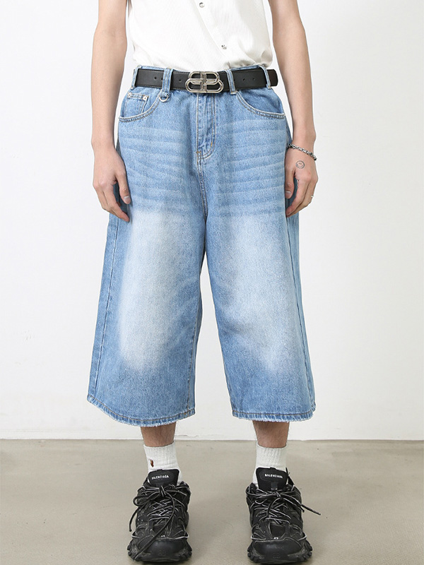 Jeansshorts im Streetstyle mit weitem Bein und geradem Bein-1