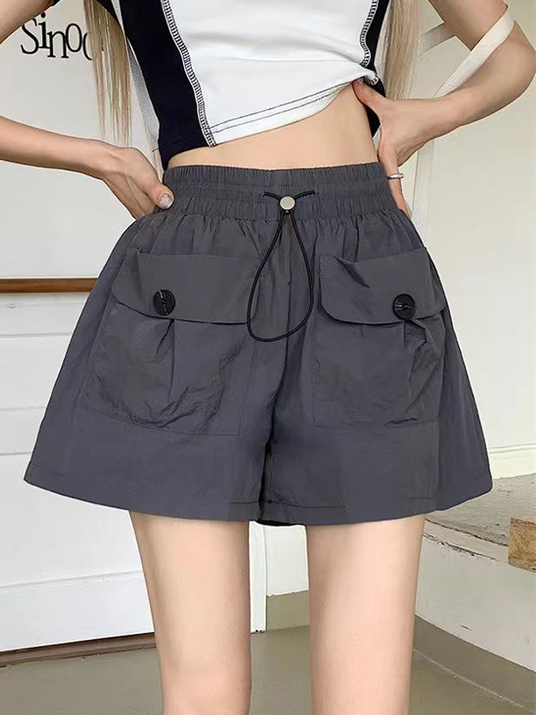 Shorts mit Kordelzug und zwei Taschen-1